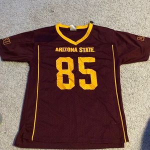 Haven’t worn this since I think 10th grade and it’s just been in my closet.